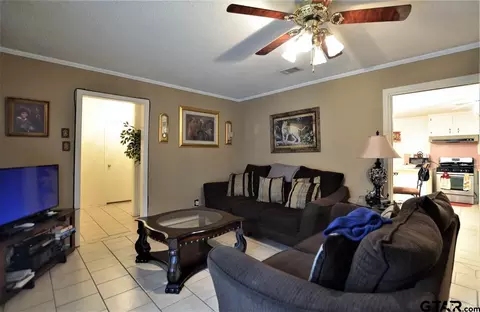 1204 Ruth Dr, Longview, TX 75601 photo 5