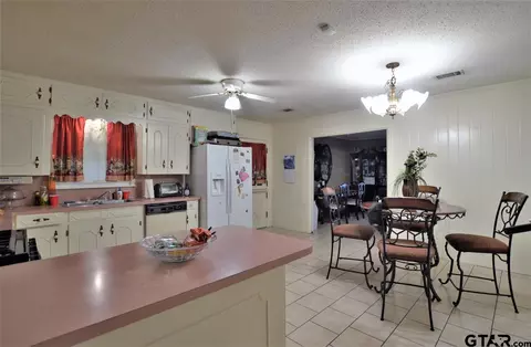 1204 Ruth Dr, Longview, TX 75601 photo 15