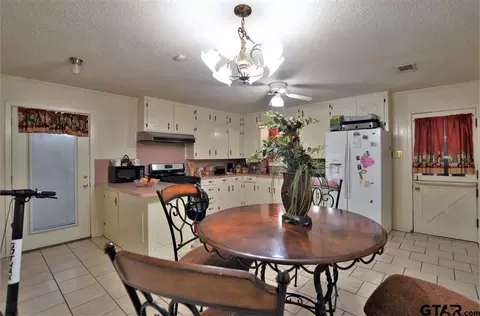 1204 Ruth Dr, Longview, TX 75601 photo 10