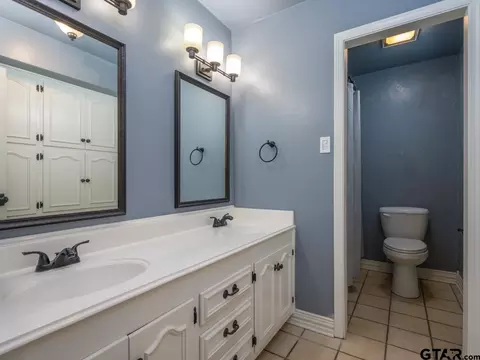 1607 Willowview St, Longview, TX 75604 photo 31