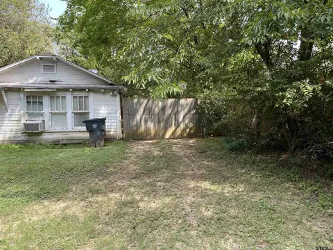 2013 E Devine, Tyler, TX 75701 photo 9