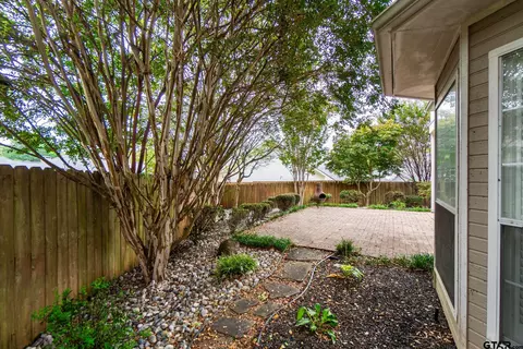 105 Brookside Cir, Longview, TX 75604 photo 37