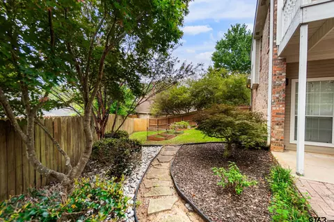 105 Brookside Cir, Longview, TX 75604 photo 33
