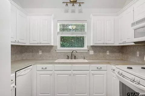 11585 19th Ave, Tyler, TX 75708 photo 8