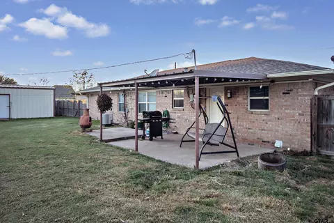 430 E Ohio St, Van, TX 75790 photo 20