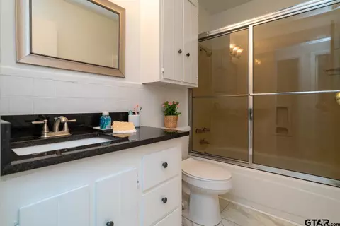 2300 E Devine, Tyler, TX 75701 photo 8