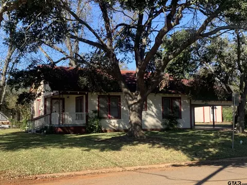 202 Kickapoo St, Jacksonville, TX 75766 photo 3