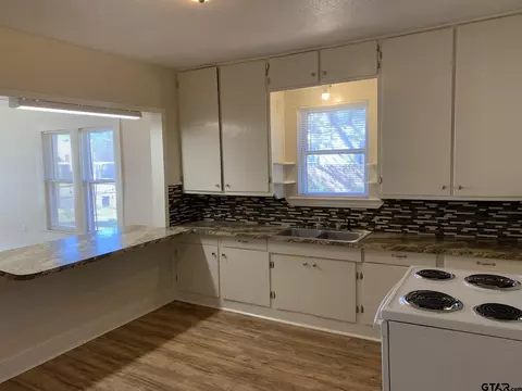 202 Kickapoo St, Jacksonville, TX 75766 photo 27