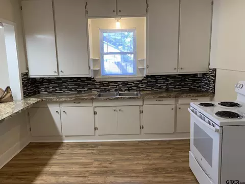 202 Kickapoo St, Jacksonville, TX 75766 photo 20