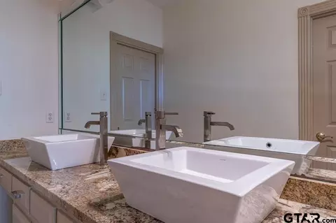 5 Bridle Path, Longview, TX 75605 photo 24