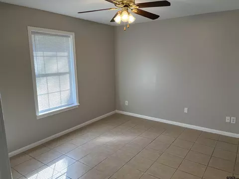 351 E 9th St, Rusk, TX 75785 photo 5