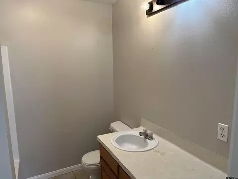 351 E 9th St, Rusk, TX 75785 photo 9