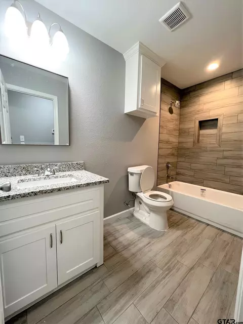 1605 E 9th, Mount Pleasant, TX 75455 photo 10