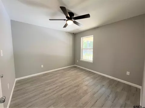 1605 E 9th, Mount Pleasant, TX 75455 photo 9