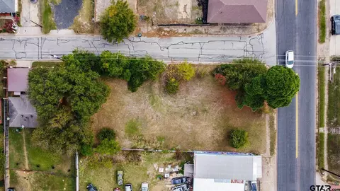 724 Erwin St, Tyler, TX 75702 photo 12