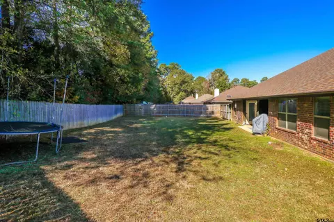 408 E Pirate St, Longview, TX 75604 photo 17