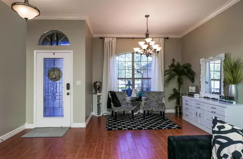 408 E Pirate St, Longview, TX 75604 photo 8