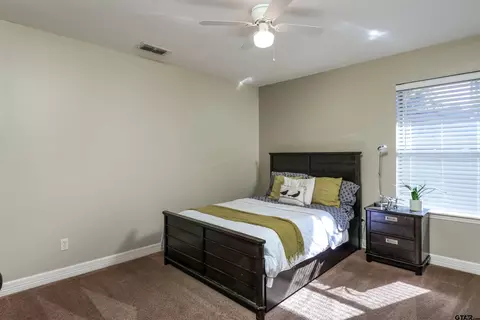 408 E Pirate St, Longview, TX 75604 photo 13