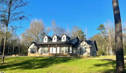 501 E Crews, Overton, TX 75684 photo 1