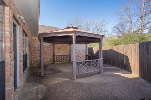1004 Ruby St, Gilmer, TX 75644 photo 26