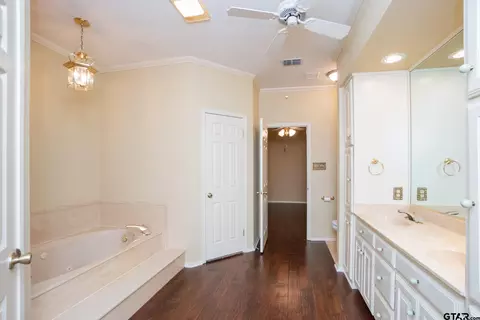 1004 Ruby St, Gilmer, TX 75644 photo 19