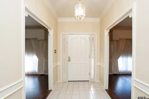 1004 Ruby St, Gilmer, TX 75644 photo 3