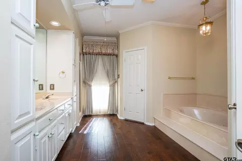 1004 Ruby St, Gilmer, TX 75644 photo 17