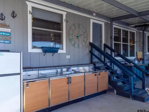 150 Red Bluff Loop, Mabank, TX 75156 photo 6
