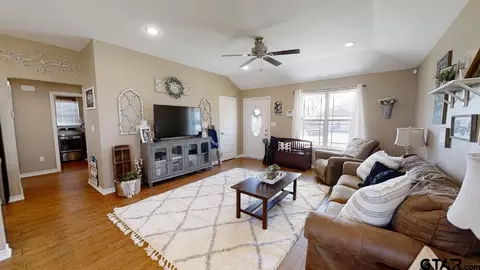 103 Trigger, Chandler, TX 75758 photo 6