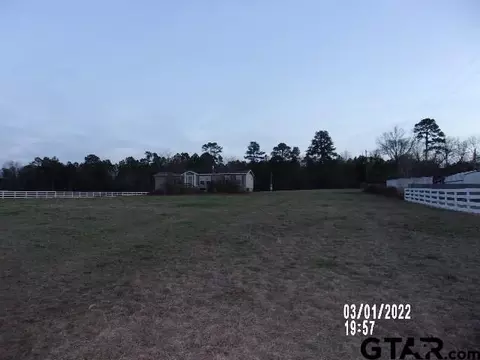401 Harrington Rd, Marshall, TX 75670 photo 2