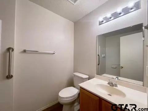 1813 Ridgecrest Dr, Terrell, TX 75160 photo 17
