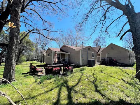 603 E 3 St, Mount Pleasant, TX 75455 photo 13