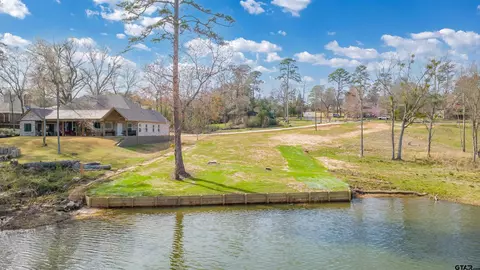 1215 B Chateau Ln, Hideaway, TX 75771