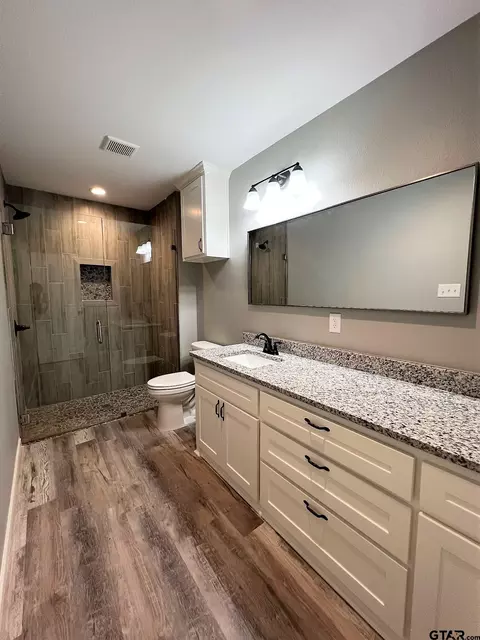 1008 E 8th, Mount Pleasant, TX 75455 photo 14