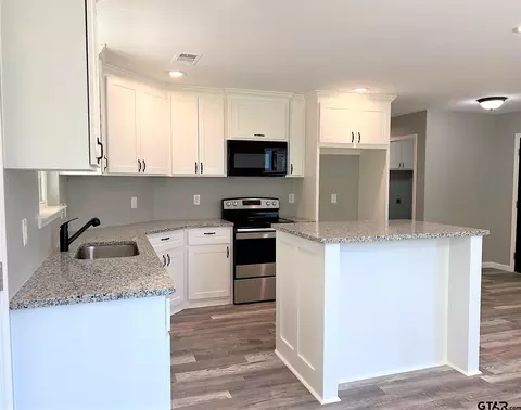 1008 E 8th, Mount Pleasant, TX 75455 photo 9