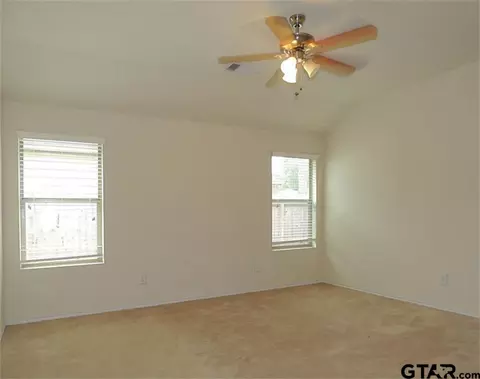 816 N Katydid, Conroe, TX 77301 photo 2