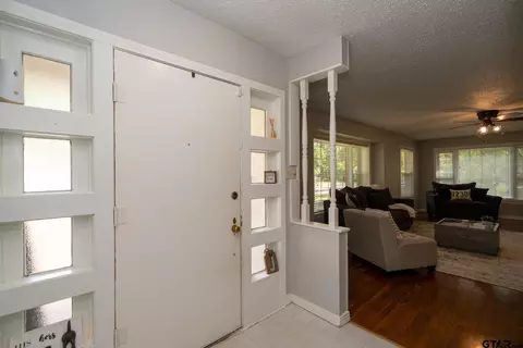202 Ewing St, Longview, TX 75602 photo 4