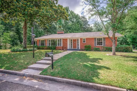 202 Ewing St, Longview, TX 75602 photo 2