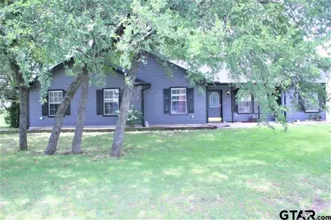 5520 W Southfork Dr, Royse City, TX 75189