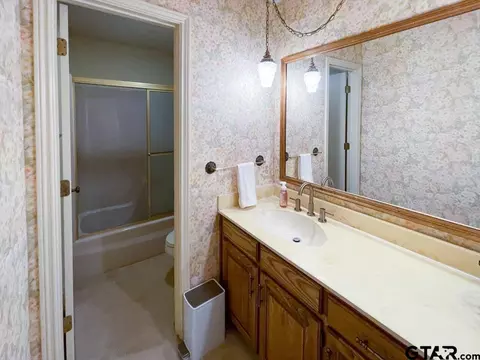 111 Hideaway Ln E, Hideaway, TX 75771 photo 23