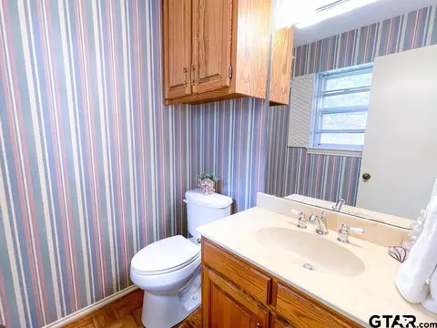 111 Hideaway Ln E, Hideaway, TX 75771 photo 8