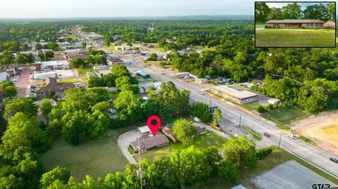 204 E Kaufman, Gilmer, TX 75644 photo 2