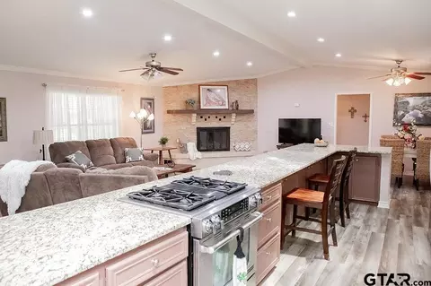 120 Hideaway Ln E, Hideaway, TX 75771 photo 22