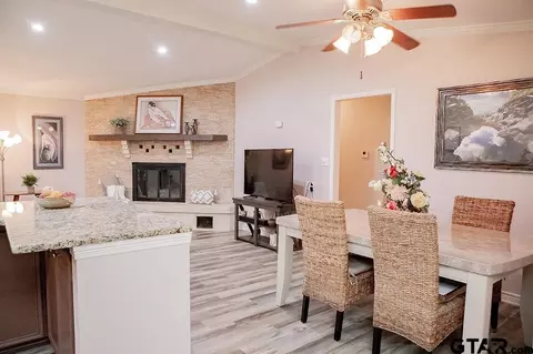 120 Hideaway Ln E, Hideaway, TX 75771 photo 9