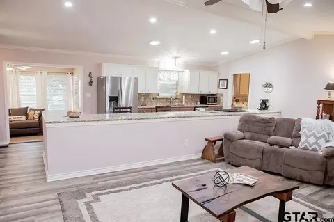 120 Hideaway Ln E, Hideaway, TX 75771 photo 14