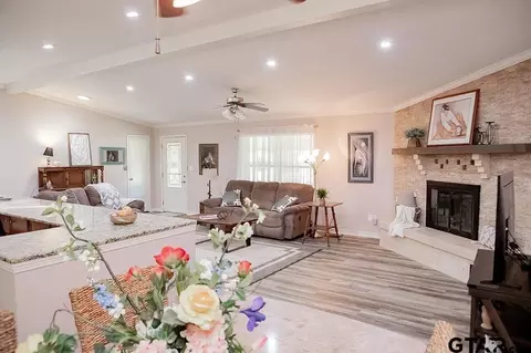 120 Hideaway Ln E, Hideaway, TX 75771 photo 7