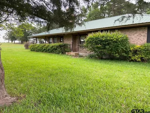169 Cr 1820, Grapeland, TX 75844