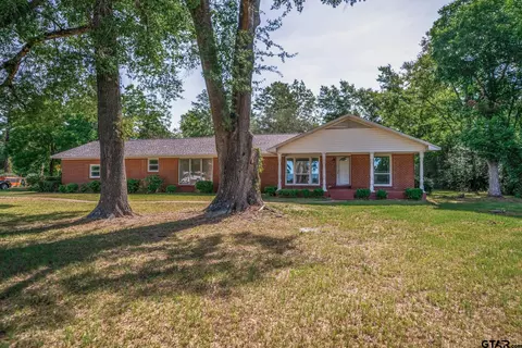 120 E Benjamin, Tatum, TX 75691 photo 3