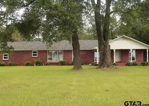 120 E Benjamin, Tatum, TX 75691 photo 1