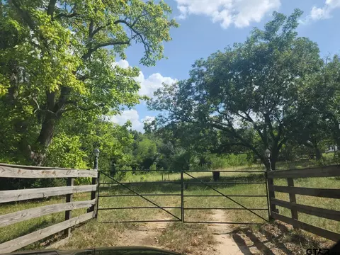 2598 County Road 376, Tyler, TX 75708 photo 18